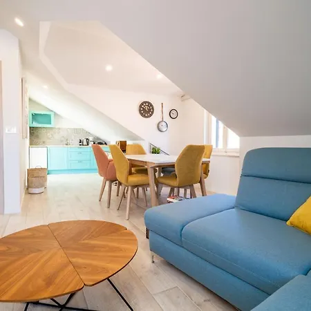 Luxury Petra With Terrace And View