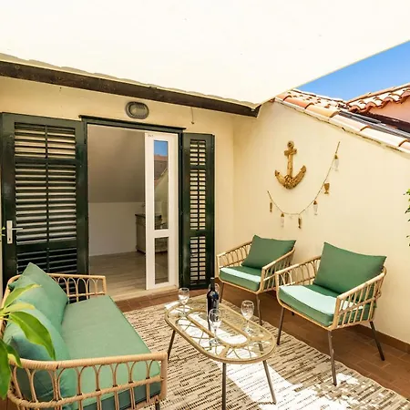 Luxury Petra With Terrace And View דירה דוברובניק