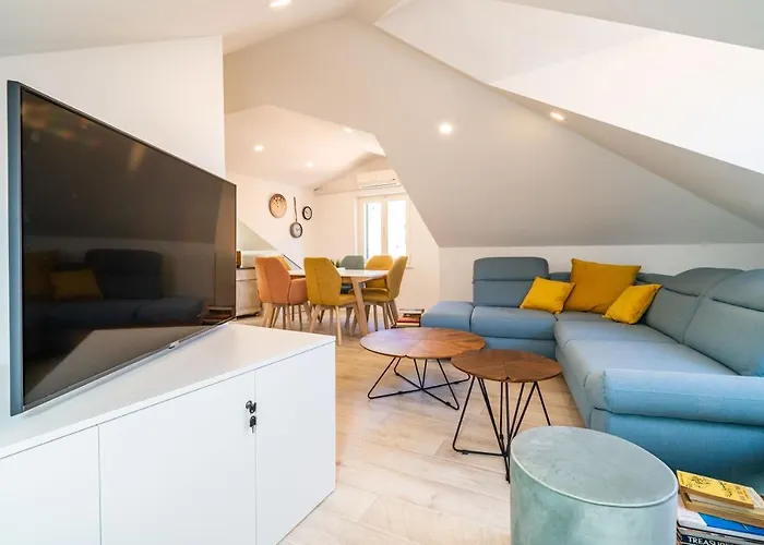 Apartament Luxury Petra With Terrace And View